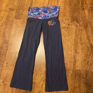 Walt Disney World Yoga Pants. Size S